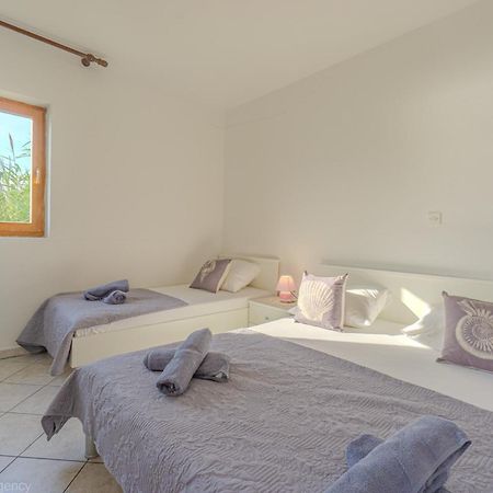 Bepic Quiet Location On A Beautiful Bay Apartamento Metajna Exterior foto